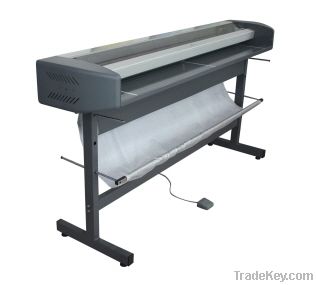 Wide format electric rotary paper trimmer