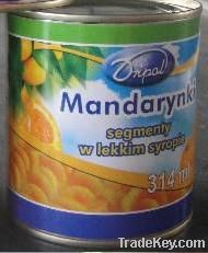 Canned mandarine segments in light syrup