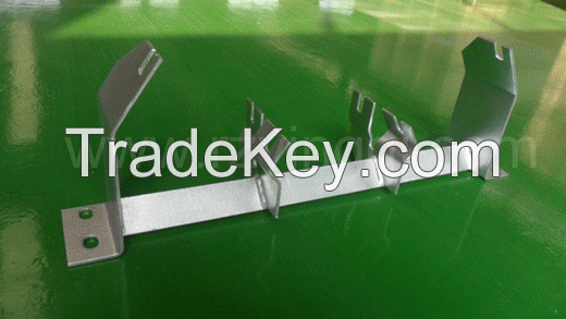 Conveyor roller frame