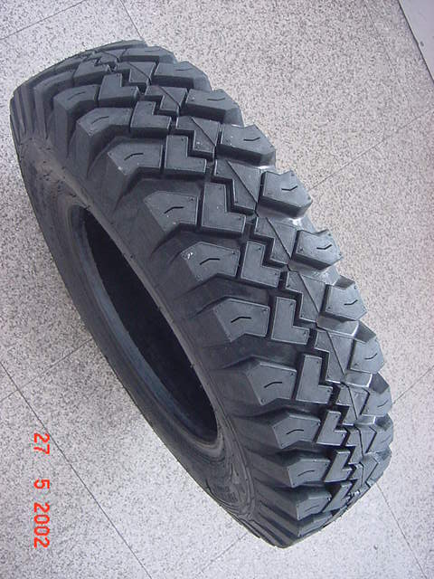 Long Way Truck Tyre