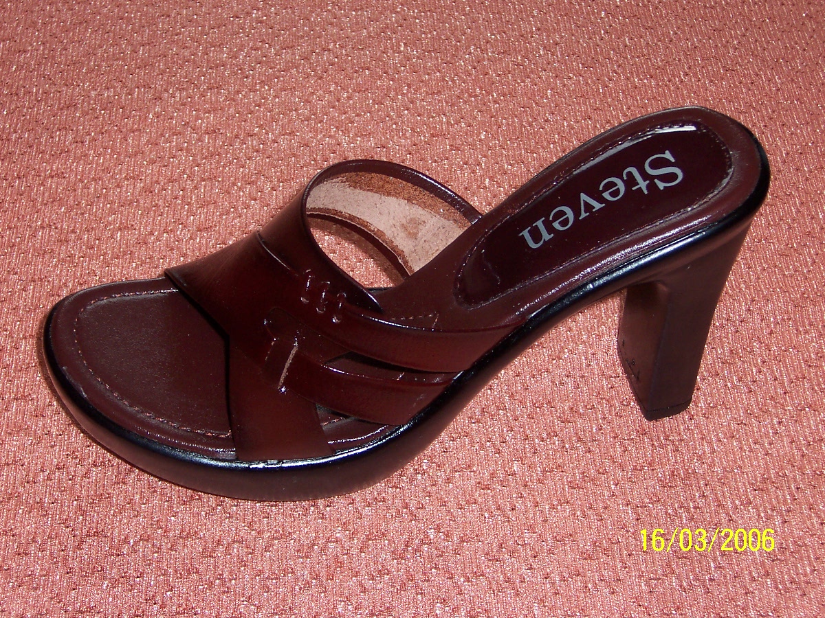 Ladies' Fashion Shoes