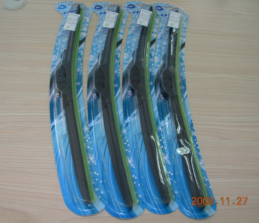 Frameless wiper blade