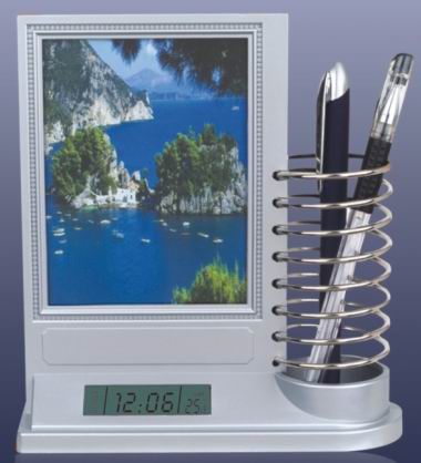 photo frame with calendar and pen holder