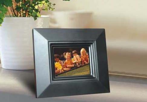 3.5&quot; Sungale Digital Photo Frame