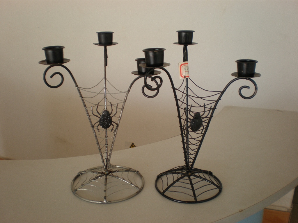 Candle holder