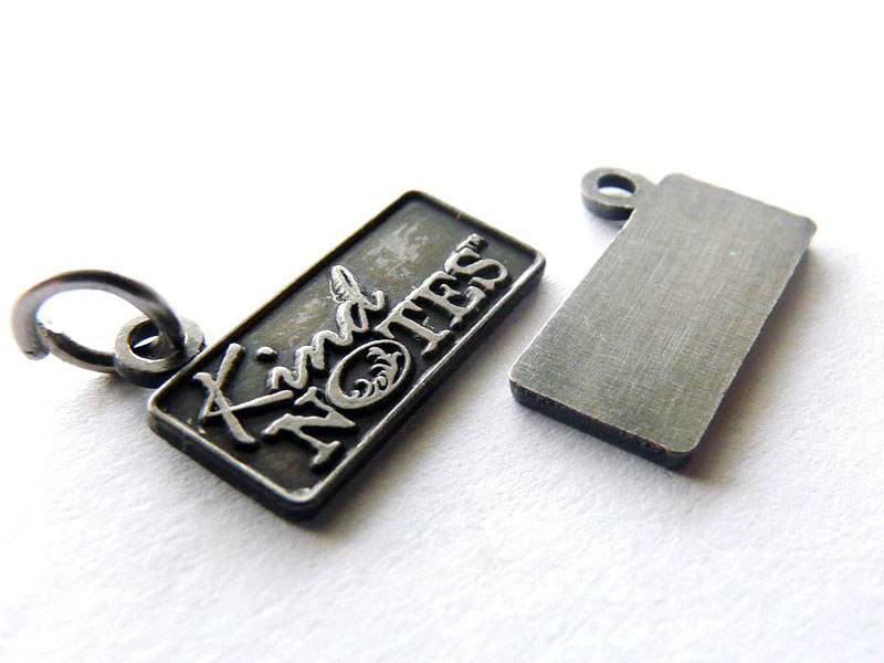 Metal Labels & Tags for Garments