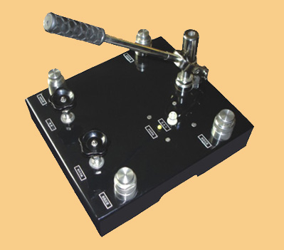 Hydraulic Pressure Calibrator