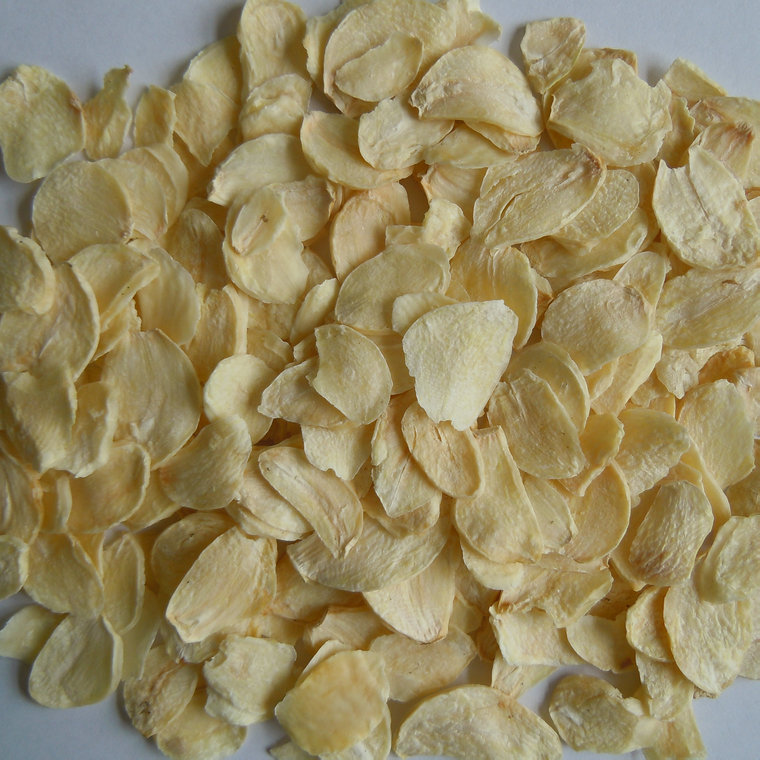 Dehydrated Garlic Flakes