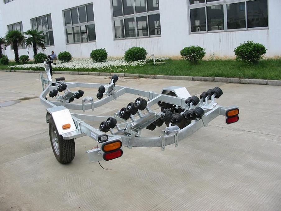 Boat trailer