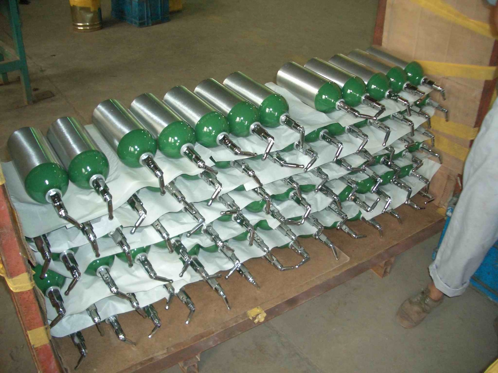 aluminum cylinder