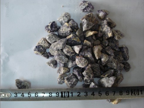 sell below 75%fluorspar lumps