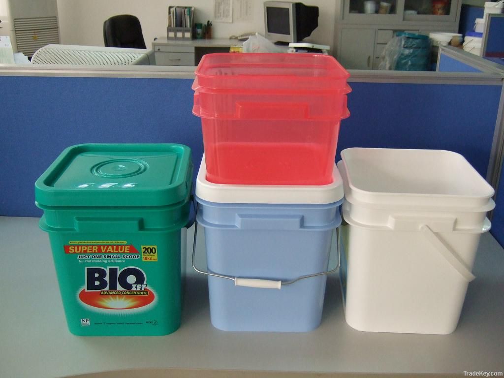 plastic clear bucket