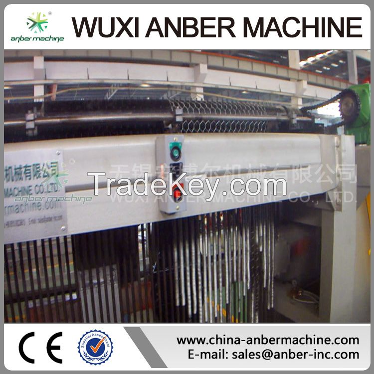 Hexagonal mesh machine