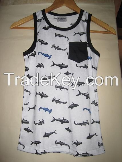 Boy&#039;s all over print tank top