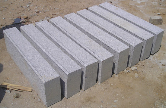 gray granite kerbs