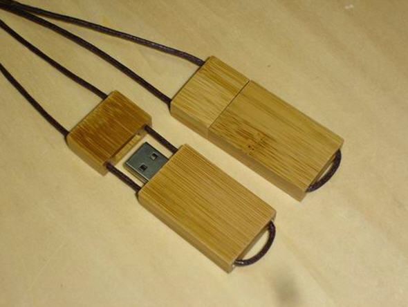 Wooden USB Flash Drive