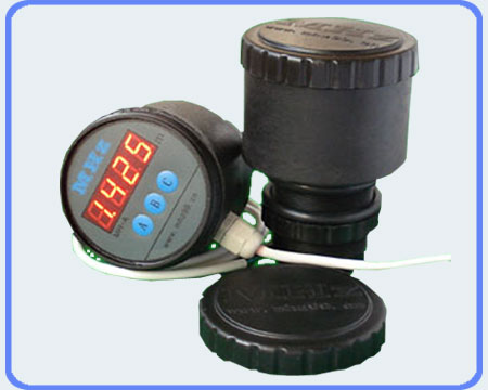 ultrasonic distance meter for solid/liquid