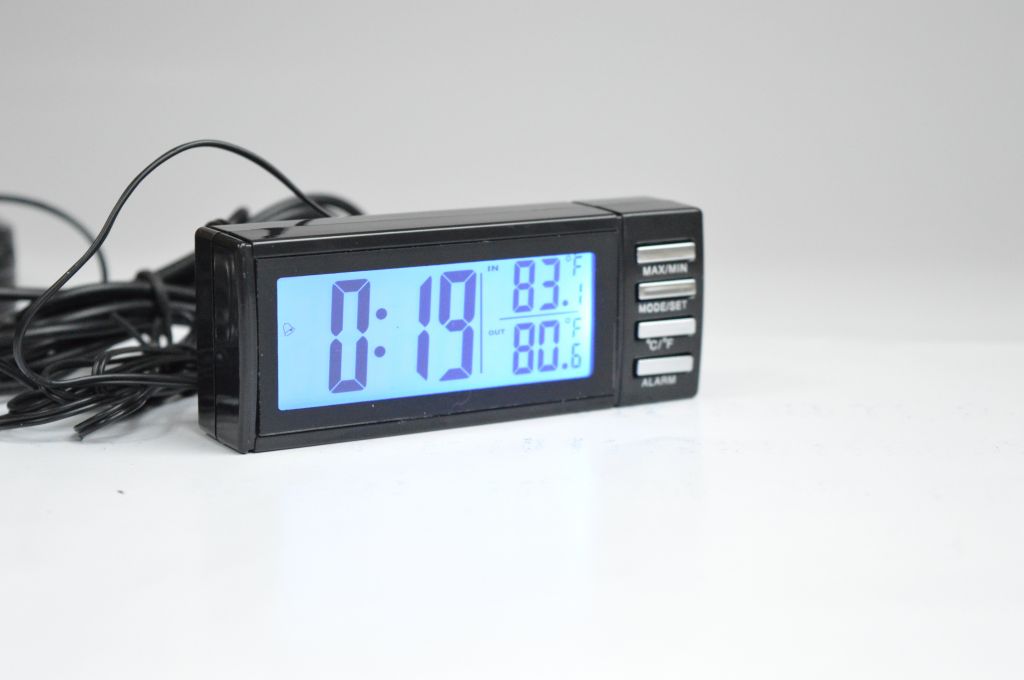 Car clock with in/out thermometer