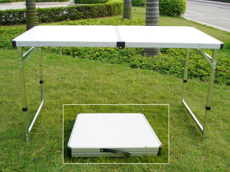 Camping table