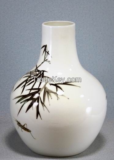 Oriental High Quality Bone porcelain flower vase, decorated by Chinese ink painting in Decal ceramic, by Qi Fu