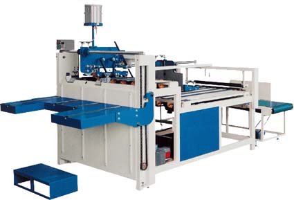 carton folding and gluing machine