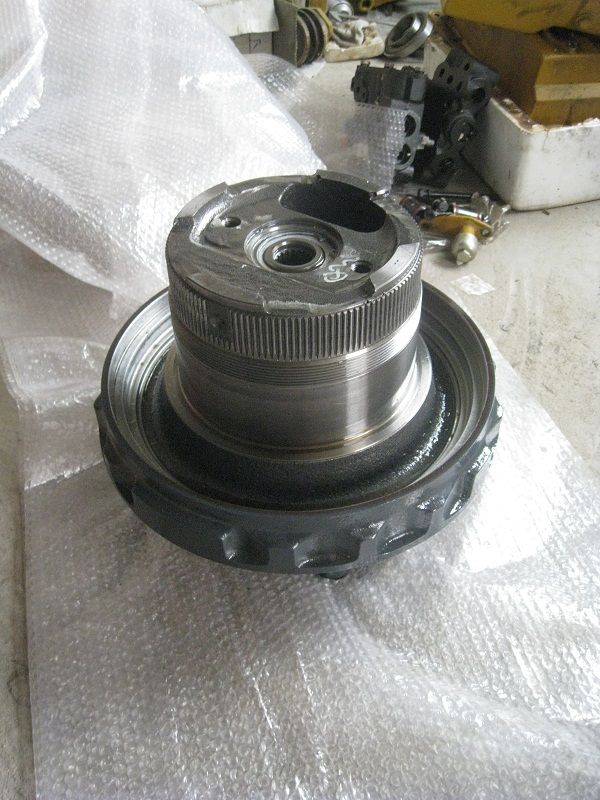 hitachi doosan sany liugong xcmg excavator travel motor