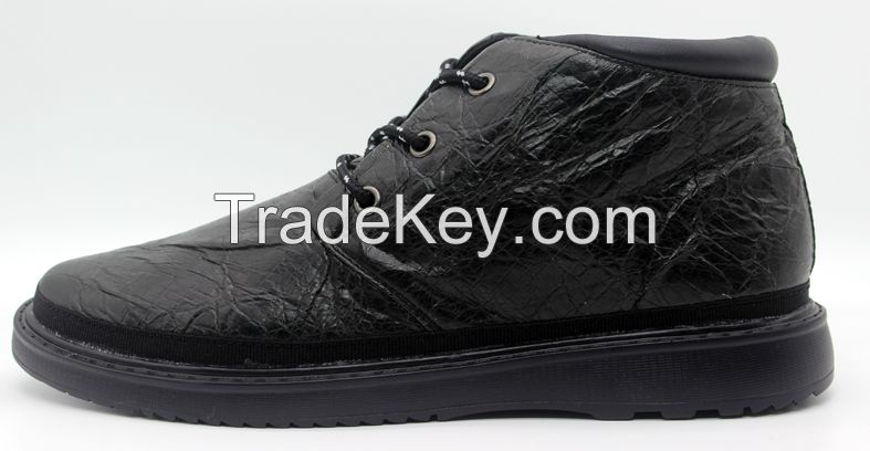 Men casual shoes Middle cutted Fashion shoes in Black color