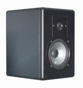 Studio monitor speaker