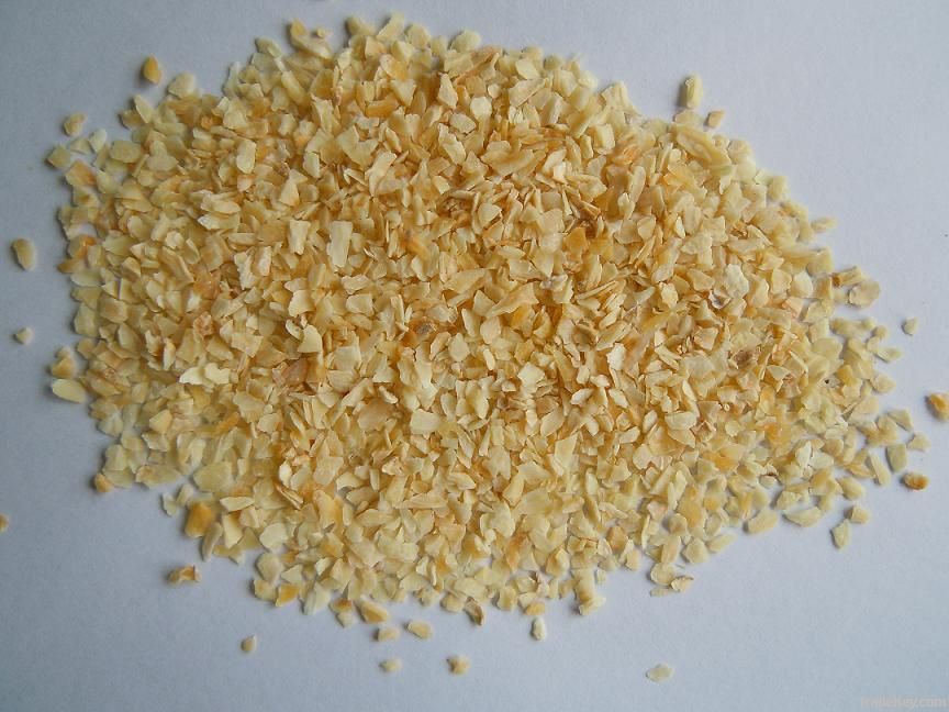 Dehydrated garlic granules