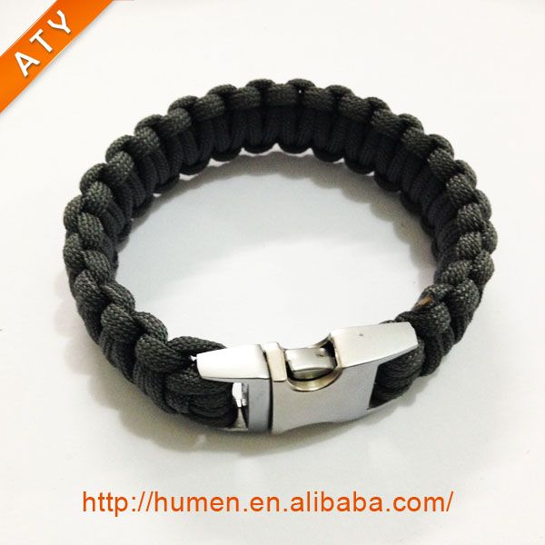 Survival Bracelet With Adjustable Stainless Steel D Shackle