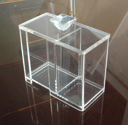 AA082 ACRYLIC BOX