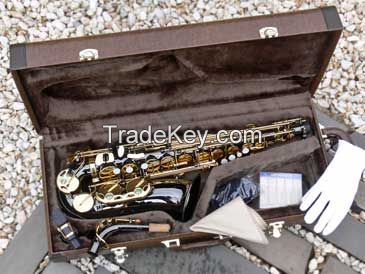 BEAUTIFUL BLACK LACAUER ALTO SAXOPHONE