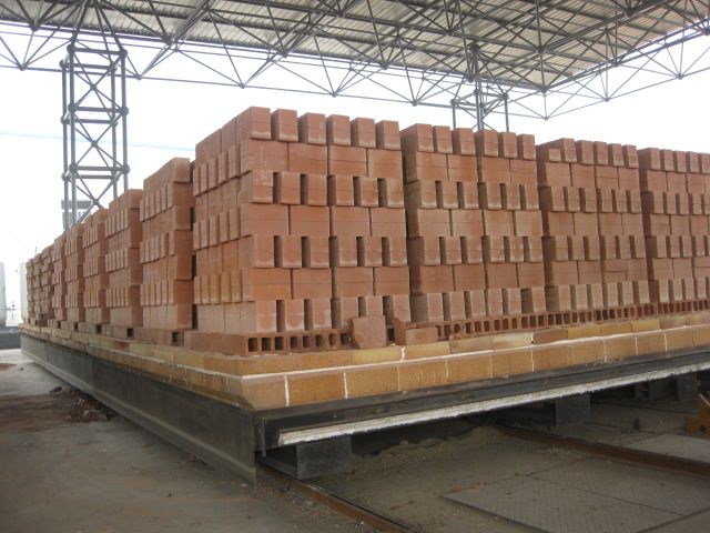 Clay brick machine