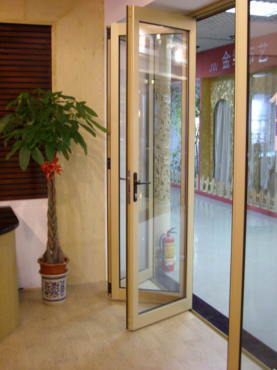 Bi-folding door