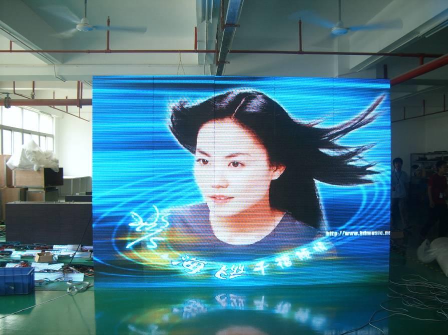 Indoor fullcolor LED display