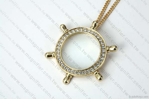 Necklace Magnifier