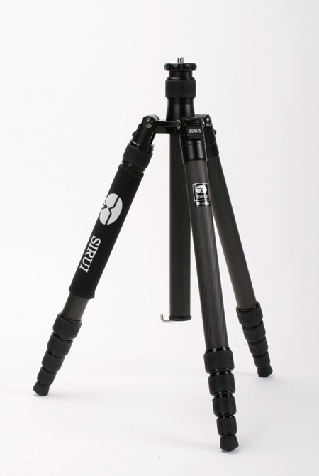 Magic Series Folding Tripod-1