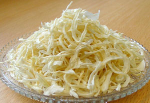 Dehydrated White Onion Flakes.