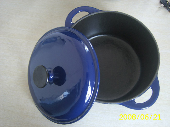 enamel cast iron casserole A24