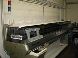 Knitting machines SHIMA SEIKI