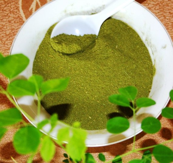 Moringa Oleifera powder leaf