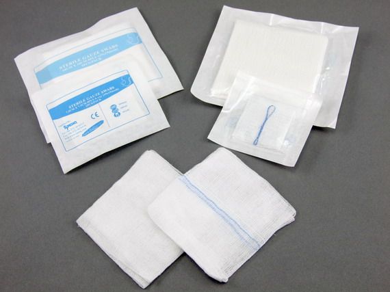 Medical absorbent sterile or non-sterile gauze swabs with CE & ISO