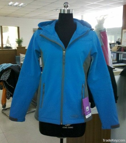 women softshell jacket