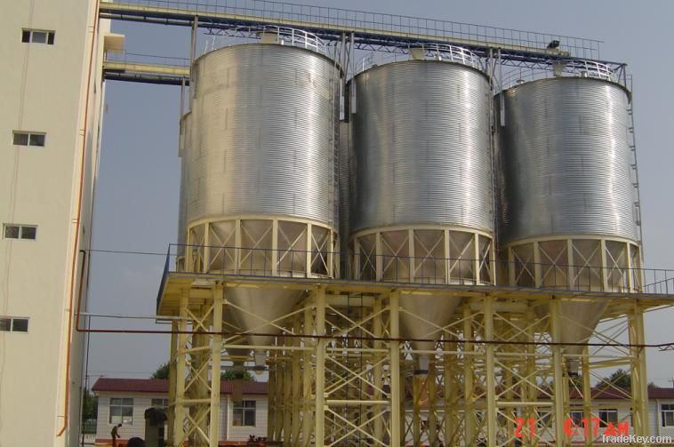 Bolted steel silo for grain storage