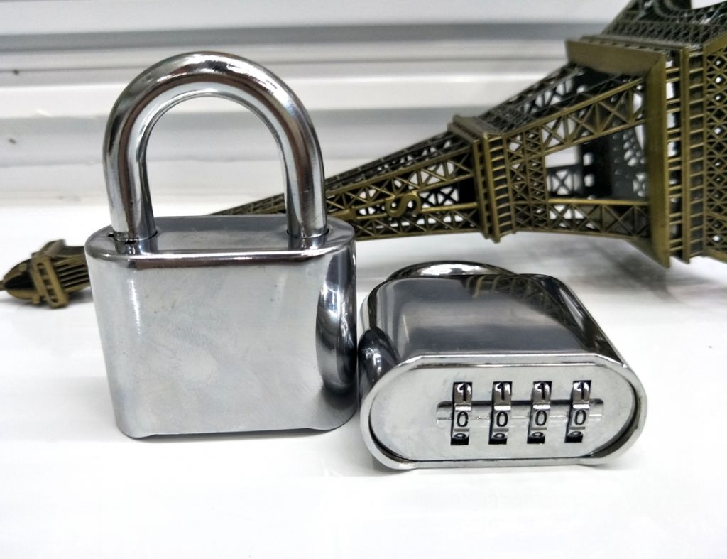 Top Security 4 Digits Resettable Gym Combination Lock, Combination Padlock