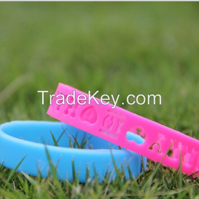 silicone wristbands