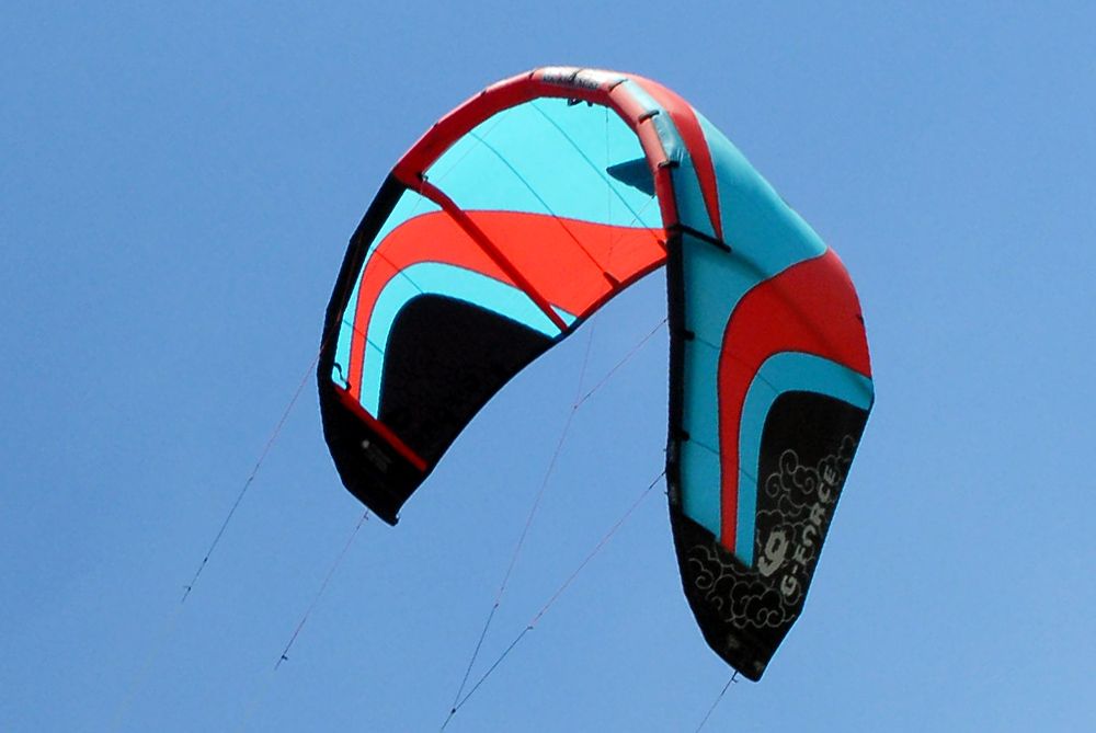 2012 G-FORCE (Kitesurfing/Kiteboarding/Snowkiting)