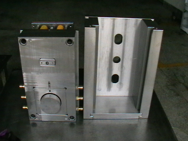 MUD Insert Molds