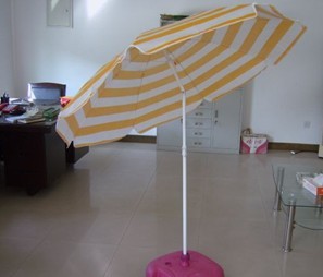 beach umbrella