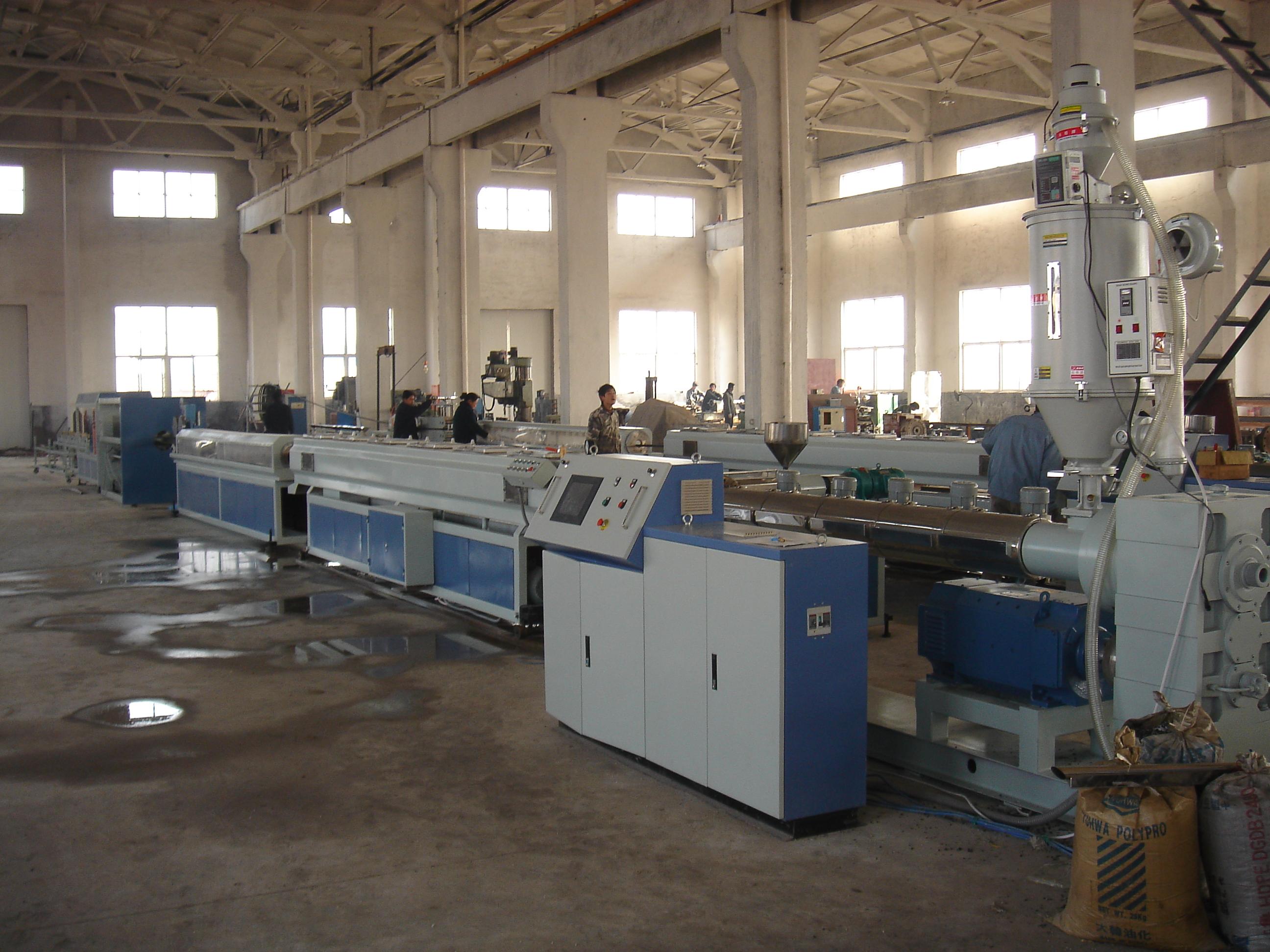 PE/ PPR Water Supply/Disposal Pipe Extrusion Line (16-630mm)